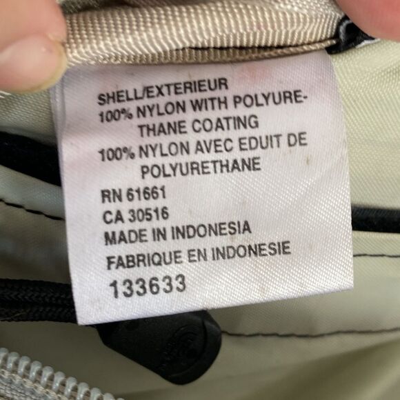 The North Face Black & Navy Blue Water Hiking Waist bag Backpack Large Pockets - Picture 7 of 12